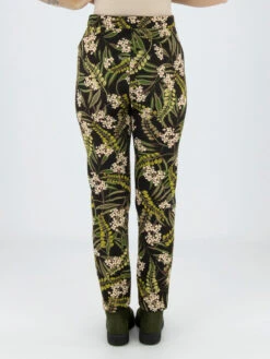 Marc Cain VC 81.63 J37 Pantalons Groen -Kleding Speciaal Winkel 100002347 4