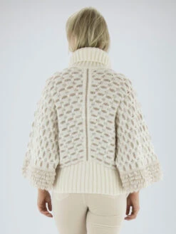 Marc Cain VC 14.03 M47 Cape Roomwit -Kleding Speciaal Winkel 142000026 4