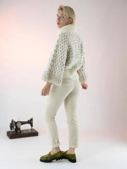 Marc Cain VC 14.03 M47 Cape Roomwit -Kleding Speciaal Winkel 142000026 7