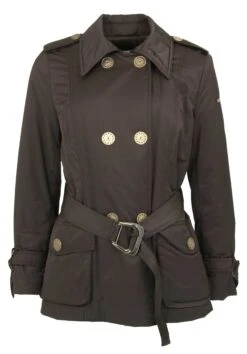 Airfield 25528 - 600 Coats Bruin