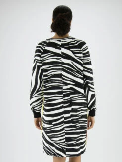 Marc Cain VS 21.10 W04 Jurken Bruin -Kleding Speciaal Winkel 160100692 4