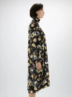 High IN-AND-OUT S21727 Jurken Groen -Kleding Speciaal Winkel 160100705 4