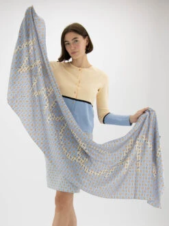 Marc Cain VC B4.07 Z18 Shawls Blauw 5 Marc Cain VC B4.07 Z18 Shawls Blauw -Kleding Speciaal Winkel 301000867 3