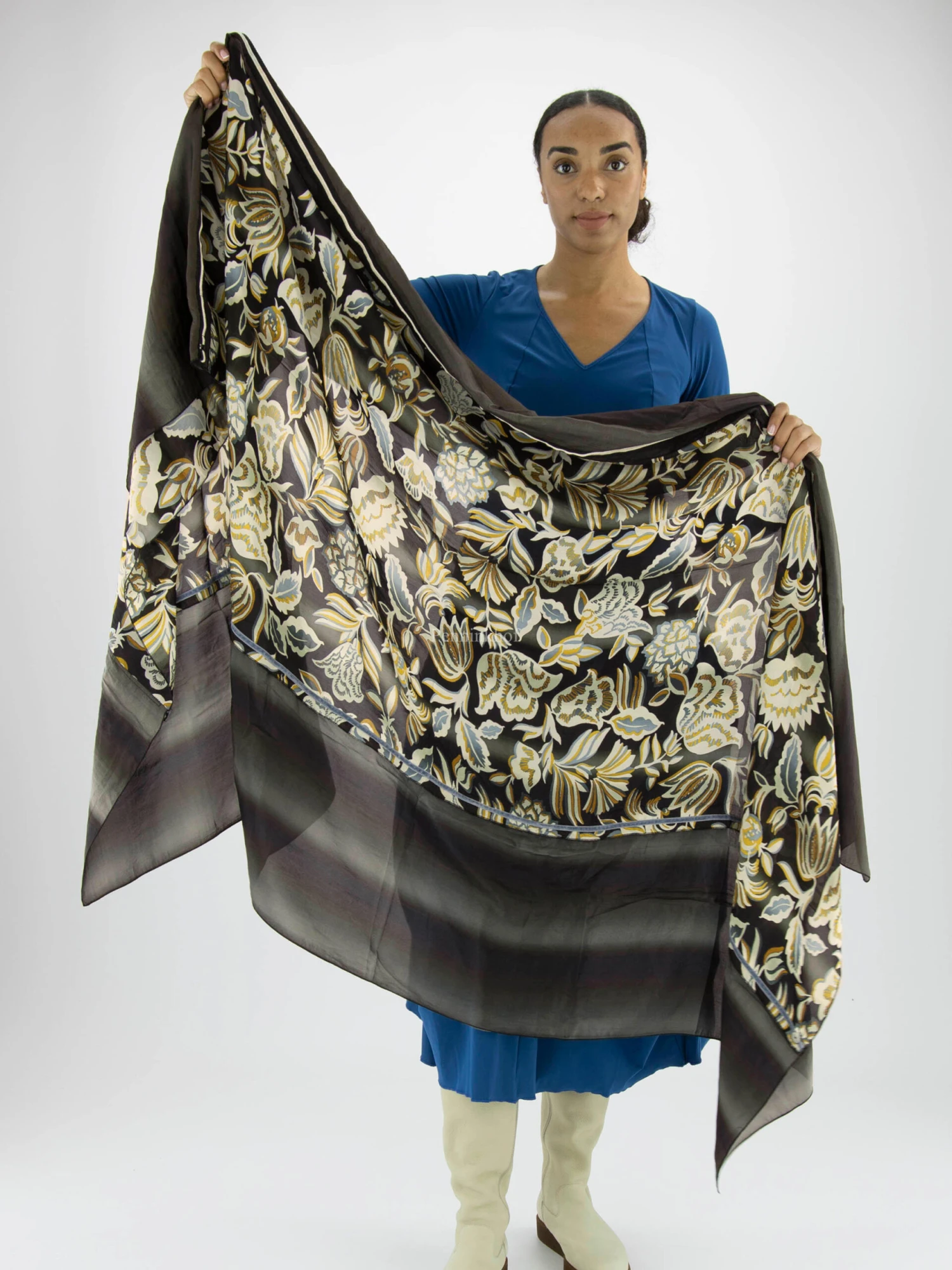 High TIDINGS 790920 Shawls Zwart 2 High TIDINGS 790920 Shawls Zwart - Afbeelding 2