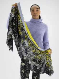 Marc Cain VS B4.07 Z43 Shawls Zwart 5 Marc Cain VS B4.07 Z43 Shawls Zwart -Kleding Speciaal Winkel 301000904 3